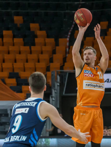 突然缺位时 突然缺位时