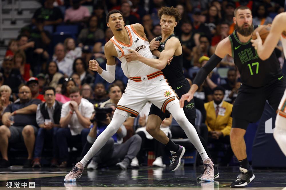 表现出色 表现出色