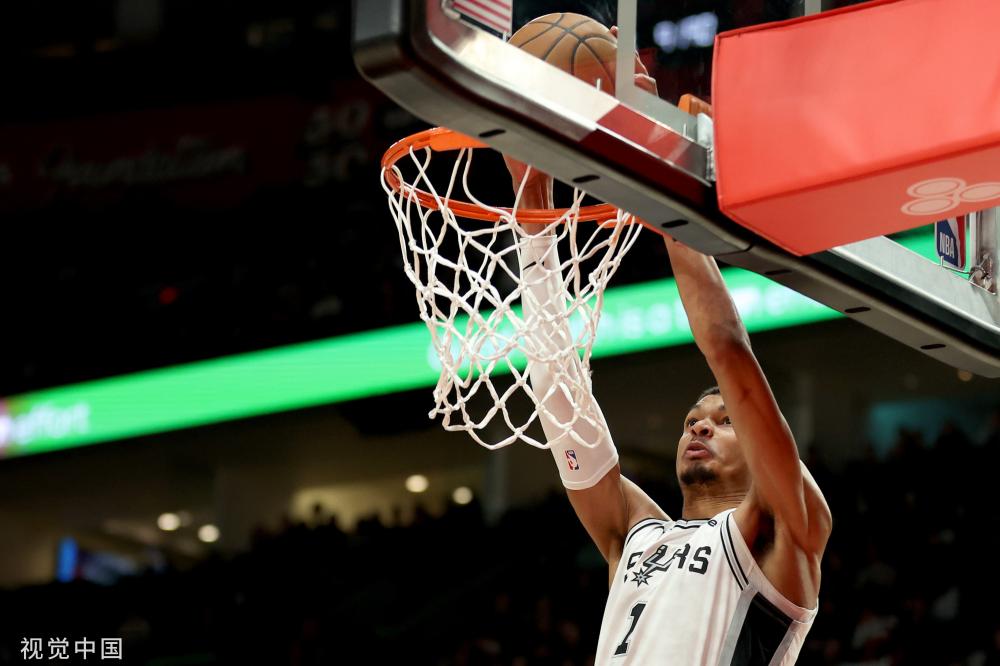 更偏向体育 更偏向体育