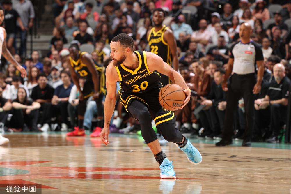 以控球为基 以控球为基